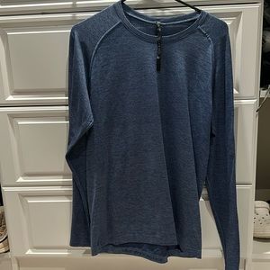 Lululemon licensed to train long sleeve shirt size medium blue